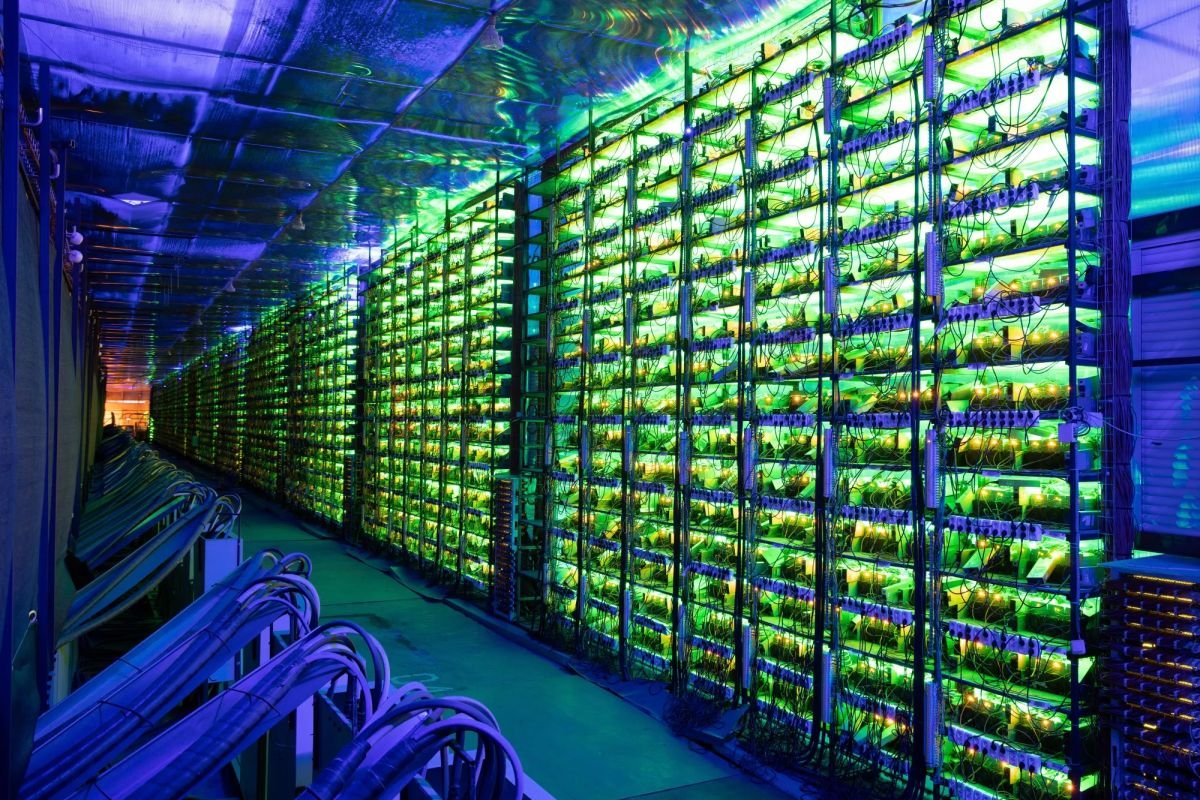On-Chain Reports Track Stolen Funds Moving Into Zcash