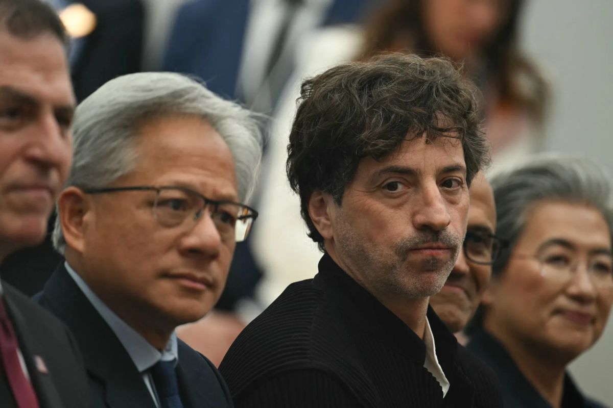 Billionaires fleeing California could turn a $30 billion tax windfall into a $39 billion loss, Stanford economists warn