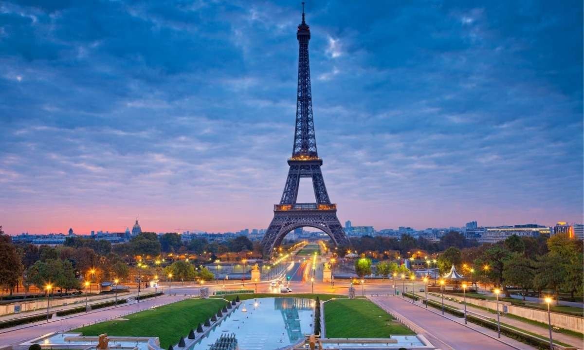 France’s National Assembly Votes 38 to 37 to Tax Crypto-to-Stablecoin Swaps From 2027