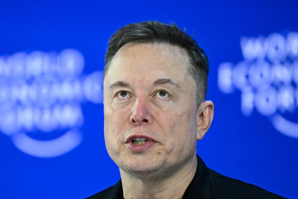 Tesla investors hardly impressed with Elon Musk's 'flying car'