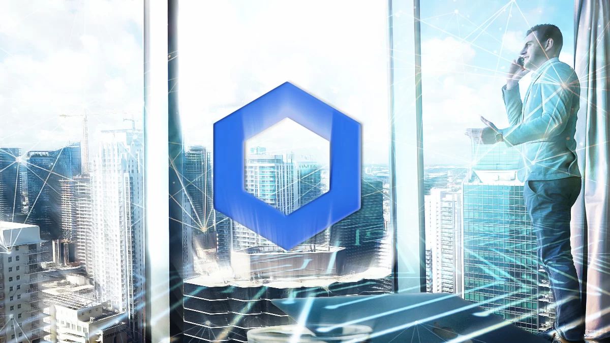 Chainlink trades at $10.66, 80% down from all time high, price targets stretch to $200