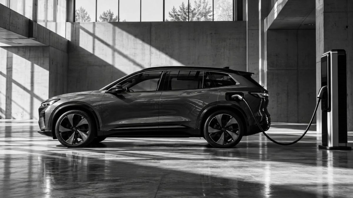 BMW Sets U.S. Launch Dates for 2027 X5 Hybrid and Electric Models