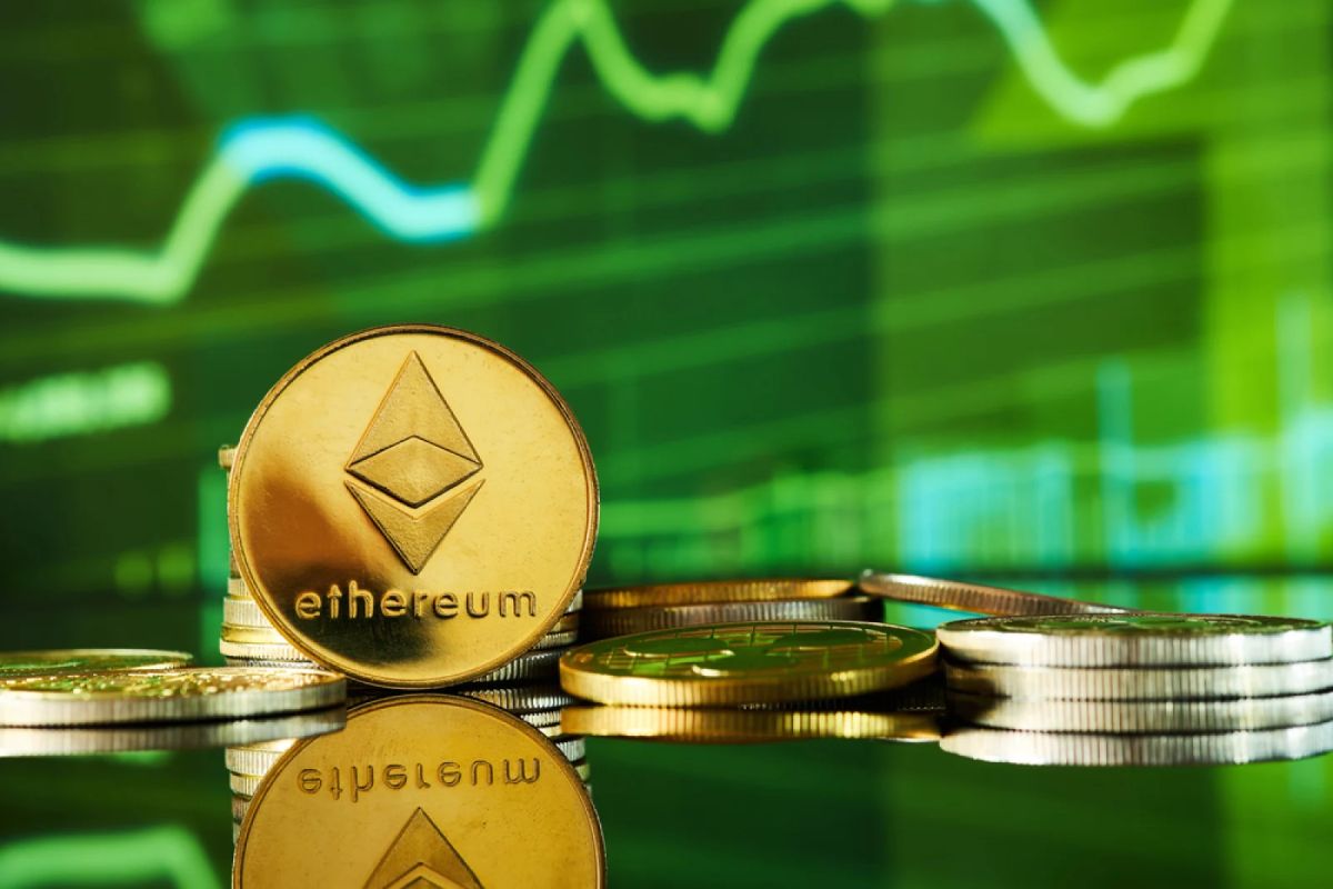 Will Ethereum (ETH) Reach $3,000 by December? Analyzing Possibilities