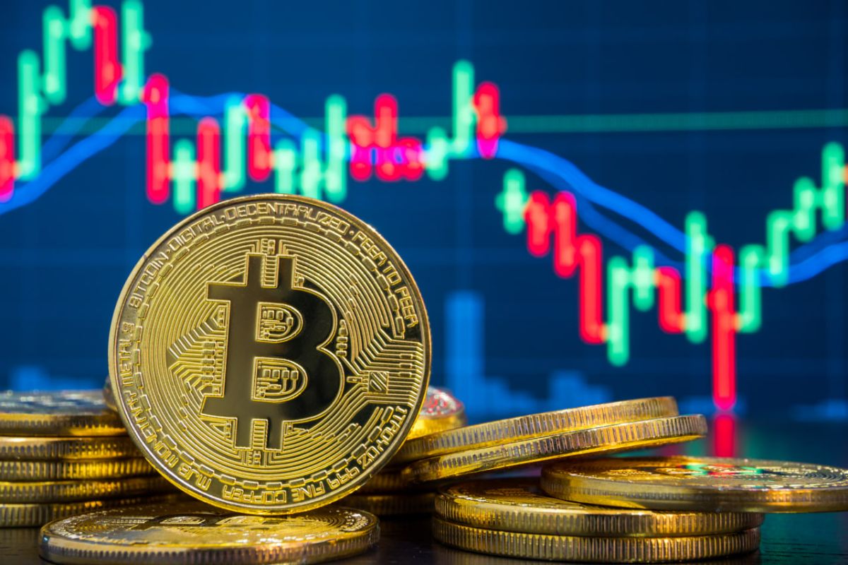 Bitcoin Falls Below $80,000 as Fed Warning Unwinds Recovery