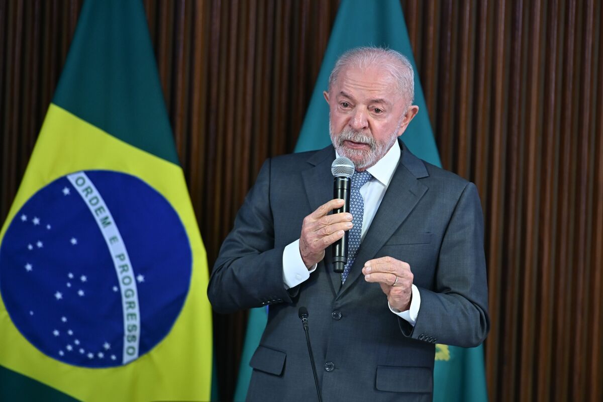 Brazil Offers Business Loans to Offset New Labour and Tax Costs