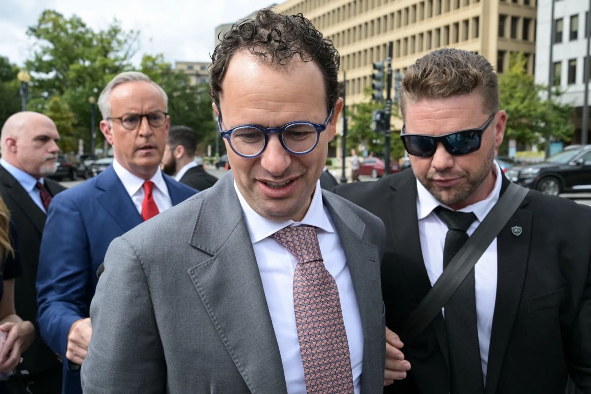 Anthropic spent $2.75 million guarding Dario Amodei last year—more than 4 times his salary, but a fraction of Mark Zuckerberg’s security bill