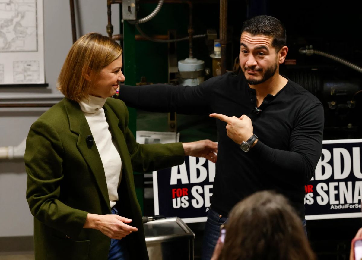 A left-wing ad tying grocery prices to U.S. support for Israel exposes the rift Michigan Democrats are racing to close before Tuesday