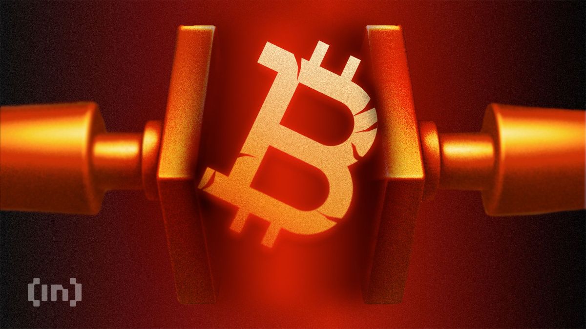 Bitcoin Loses Key Support Ahead of the Weekend. Is a Big Move Coming?