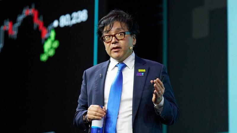 Tom Lee's Bitmine favors share buybacks to ether purchases as crypto declines