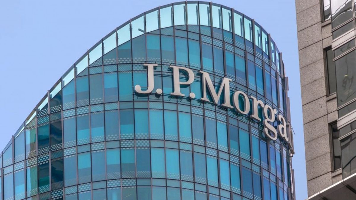 JPMorgan says crypto regulatory moves partly offset Clarity Act failure, but risks remain