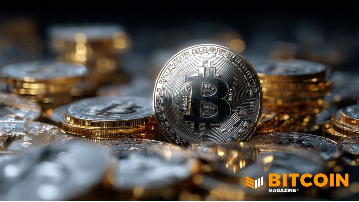 Coinbase (COIN) Misses Revenue Estimates as Users Fall, Armstrong Sets Up New Share Sales