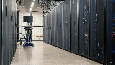 CoreWeave stock slides as AI data center selloff deepens