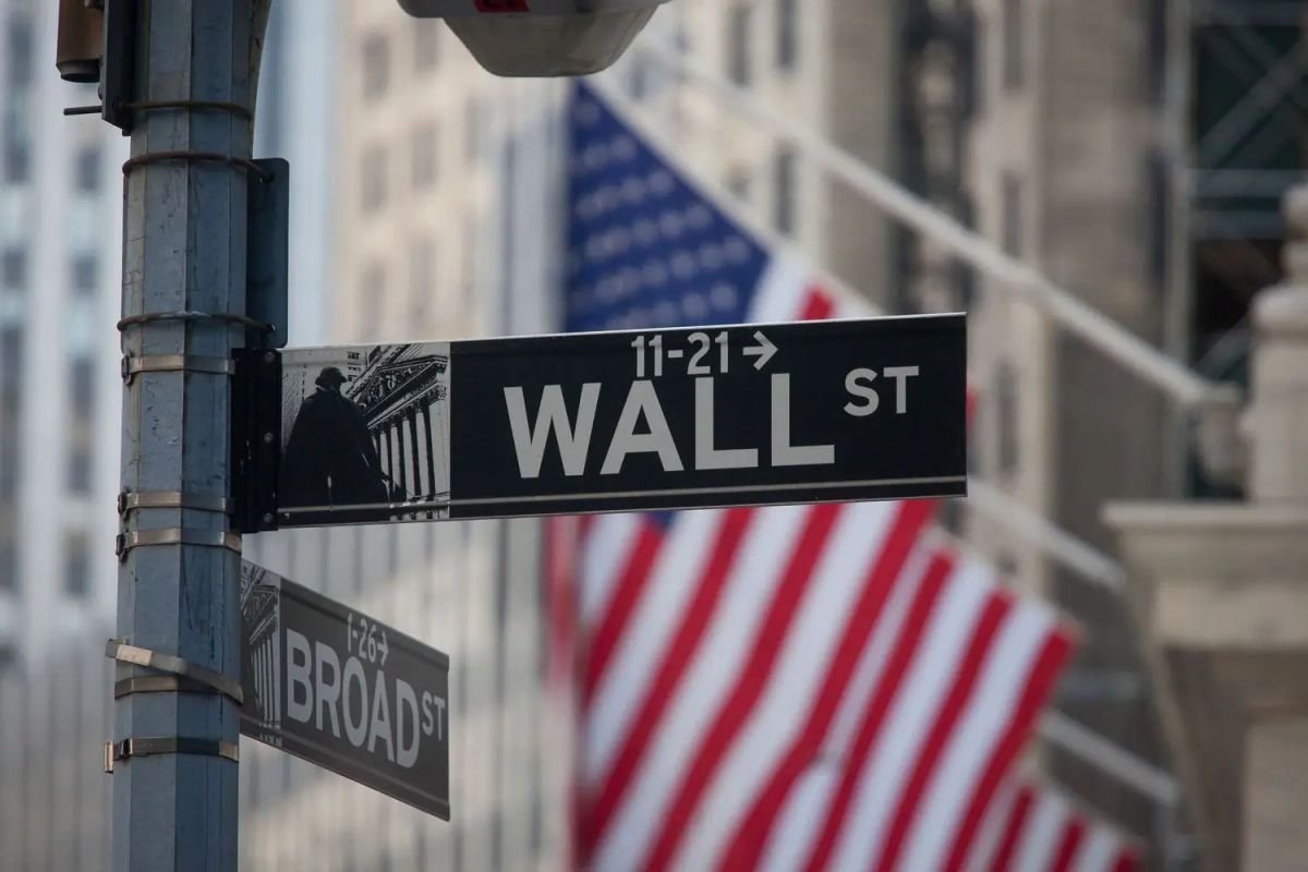 Wall Street Can Now Bet on Bitcoin Cash and Uniswap