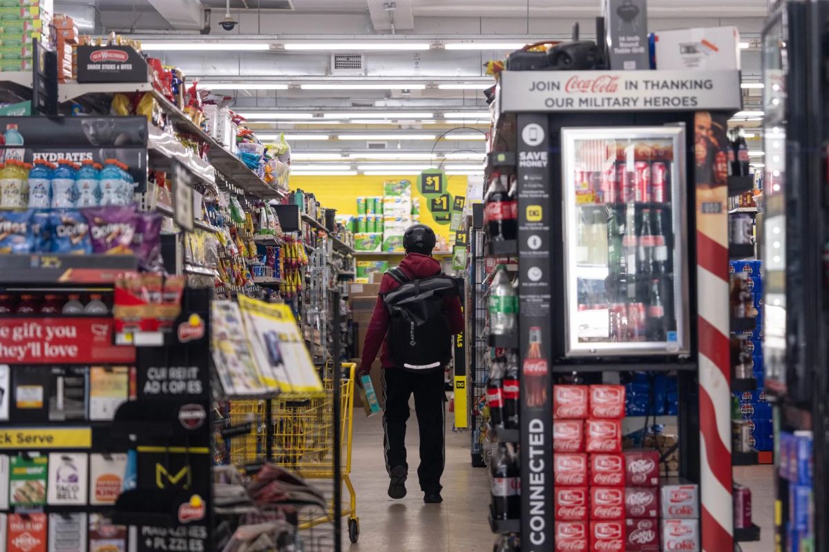 FTC and 20 states sue Dollar General, saying it overcharged its poorest customers by millions