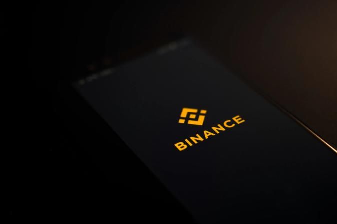 Potential multi-billion Binance hack hitting crypto markets