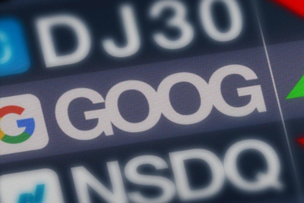 5 Wall Street Firms Cut Google Stock Price Target After Crash