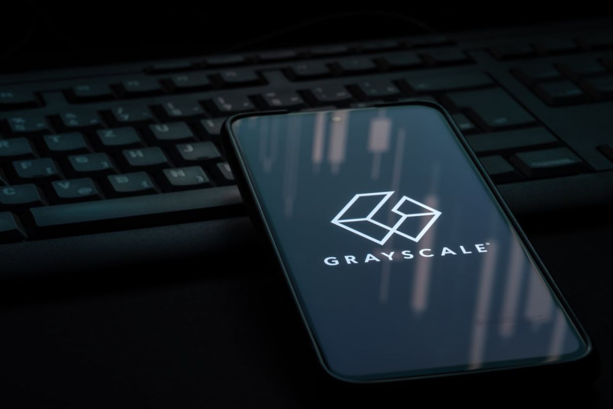 Grayscale In-Kind Crypto Transfers: Minimums and Tax Rules