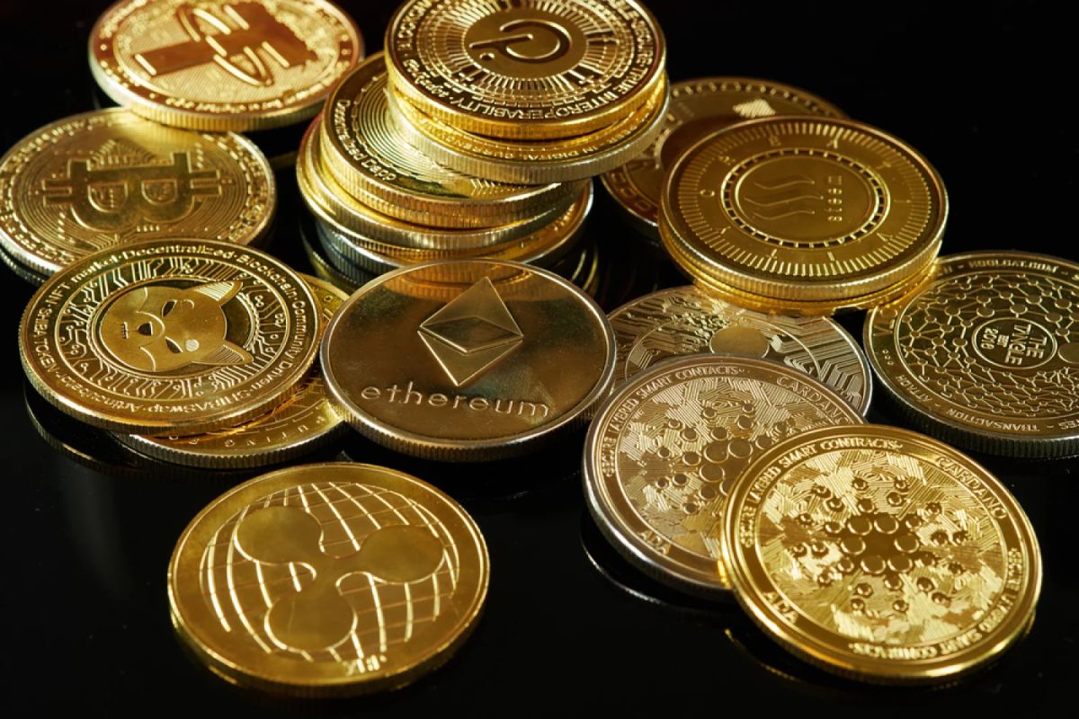 Monero (XMR), Stellar (XLM), Bitcoin (BTC) and Hyperliquid (HYPE) Price Analysis for October 23: Volatility Is Back, but Market Is Depressed