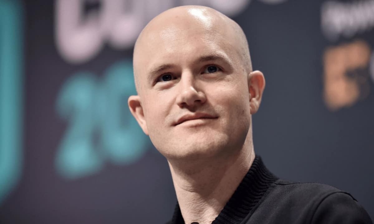 Coinbase CEO Brian Armstrong and 2 Insiders File to Sell Up to $2B in Stock